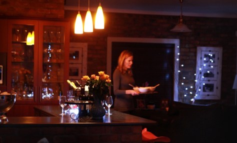 Our sexy host, Taryn....