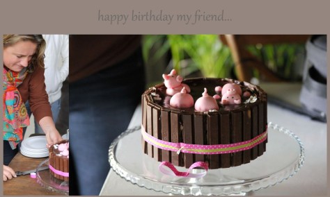 Evie showed me a pic of this cake months ago... I don't forget...